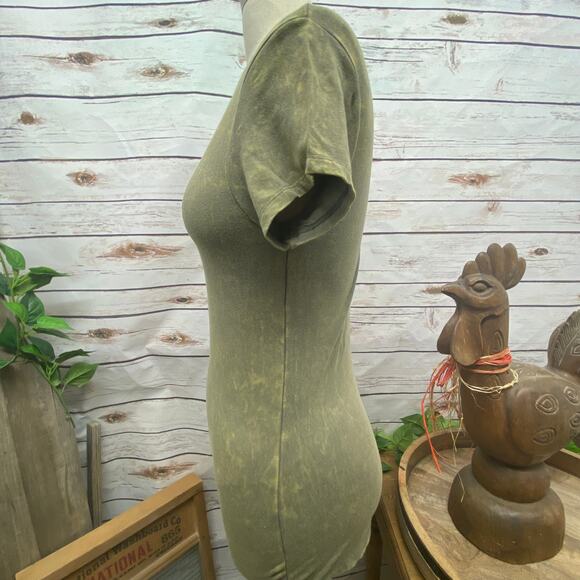 RTB Real Tough Babe Green Acid Washed Biker Babe Shirt Woman's Size Medium M - Picture 9 of 10